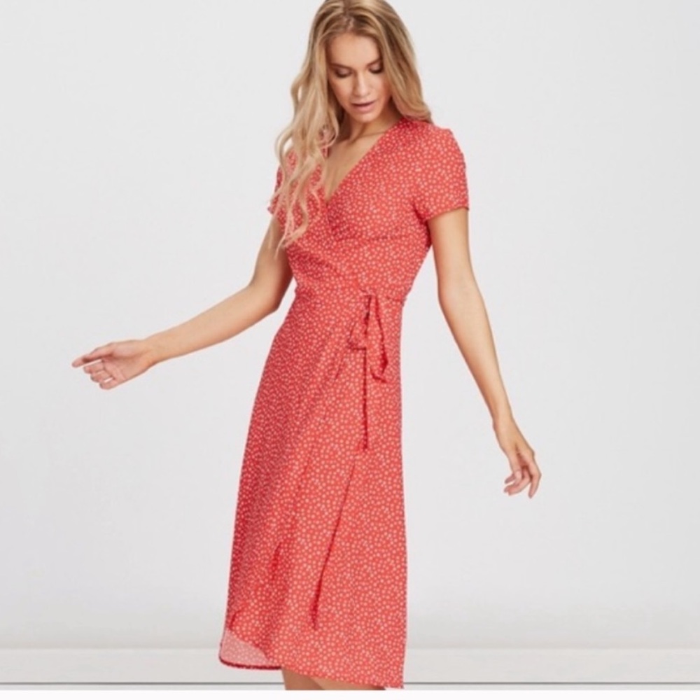 Charlie holiday Penelope floral wrap